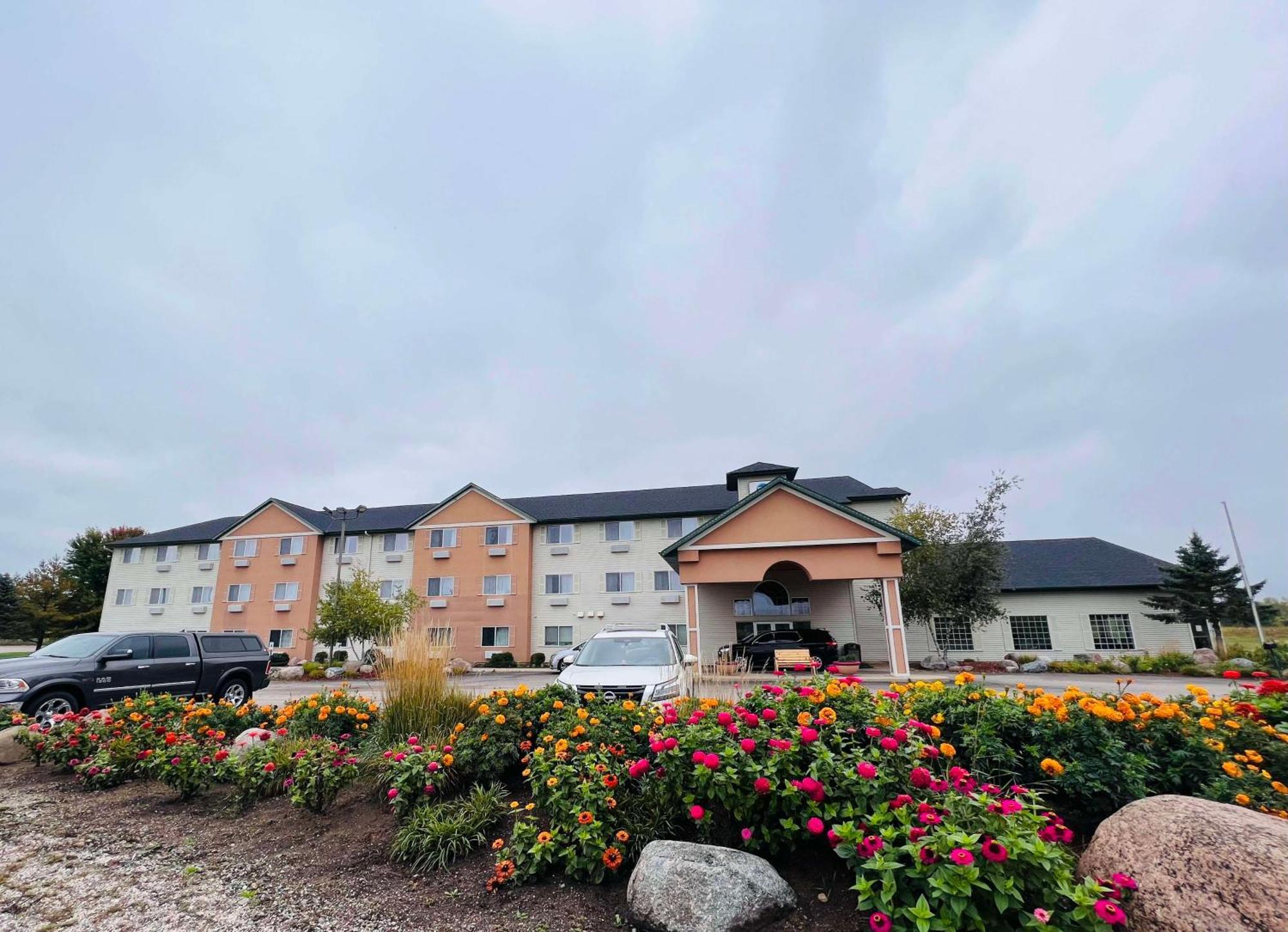 Best Western Wittenberg Inn Exterior photo